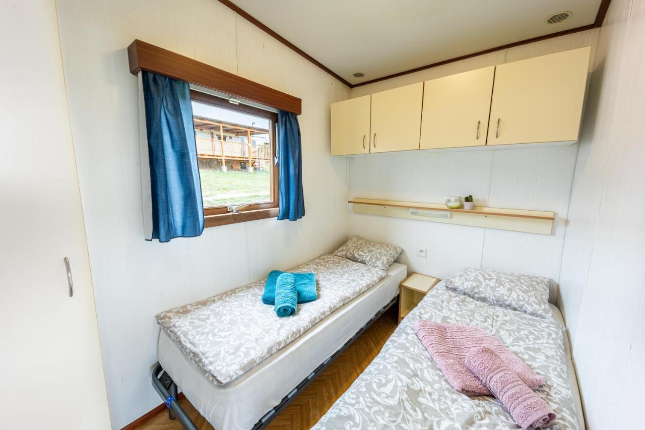 Mobilheim Chalet - Výrovická přehrada Vyrovice Exterior foto