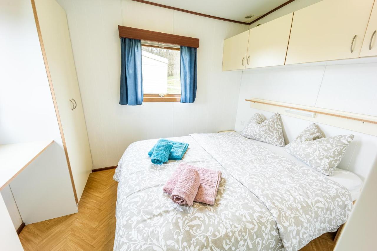Mobilheim Chalet - Výrovická přehrada Vyrovice Exterior foto