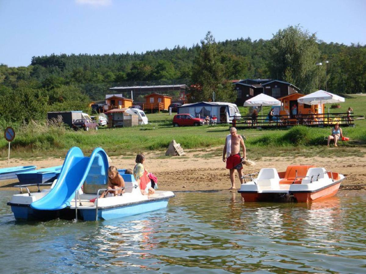 Mobilheim Chalet - Výrovická přehrada Hotel Vyrovice Exterior foto