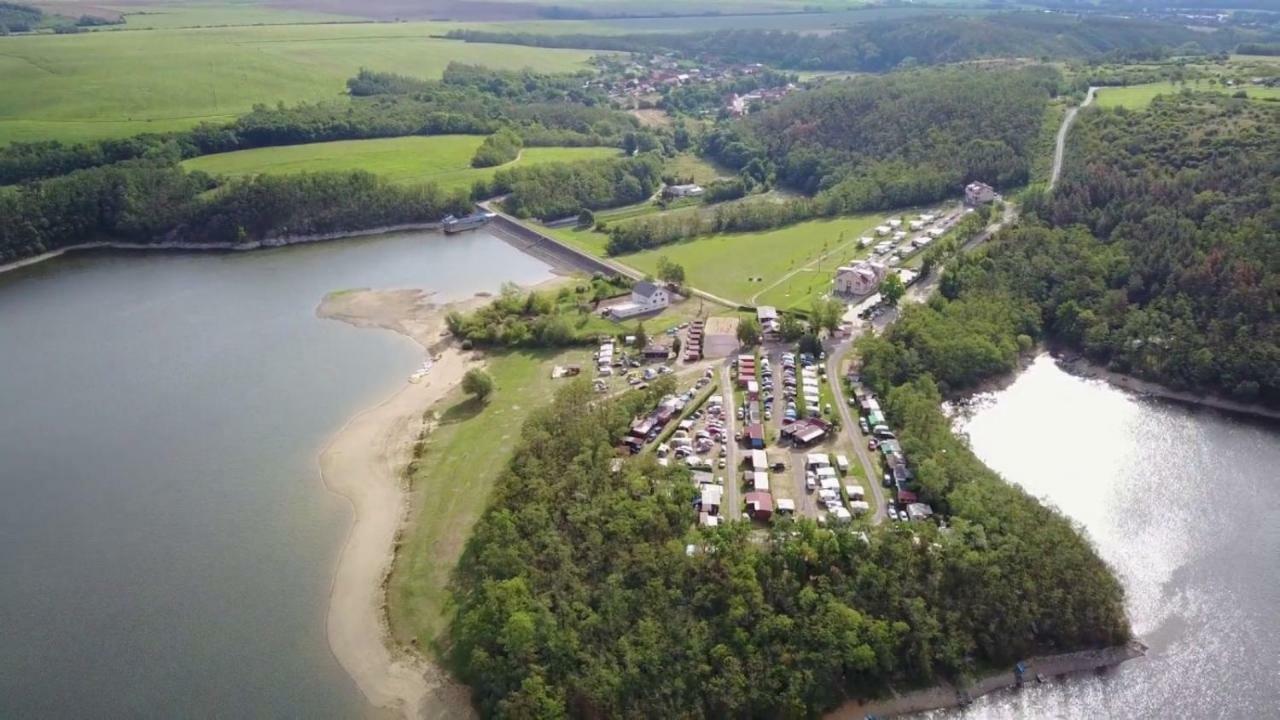 Mobilheim Chalet - Výrovická přehrada Hotel Vyrovice Exterior foto